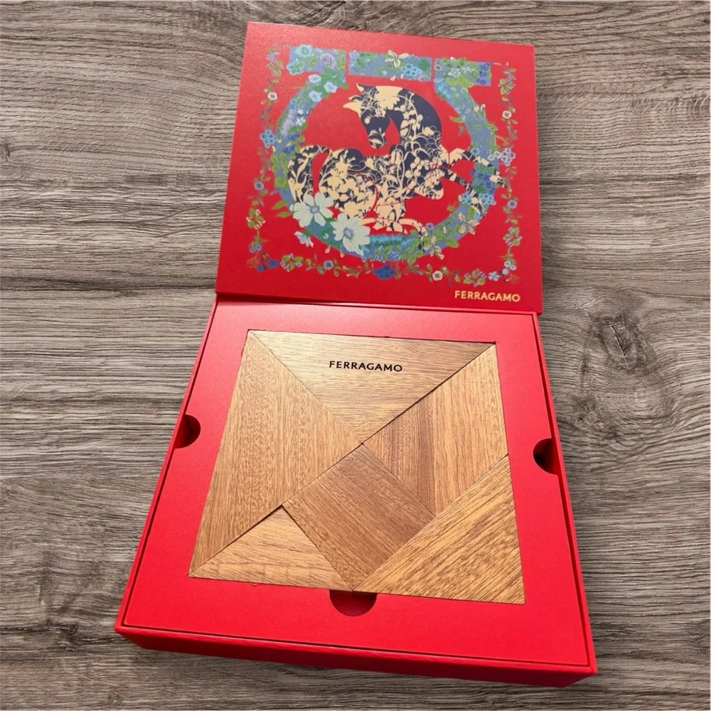 Ferragamo 2026 Wooden Puzzle With Envelopes - Picture 2 of 4